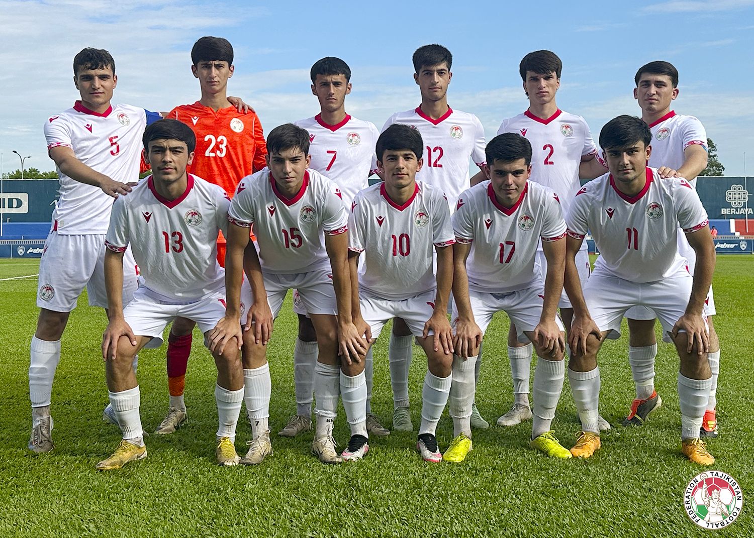 Ҳамкории ҷавонони Тоҷикистон (U-17) дар муқобили контролӣ баробари ҳамроҳҳои худ аз Малайзия гирифт.